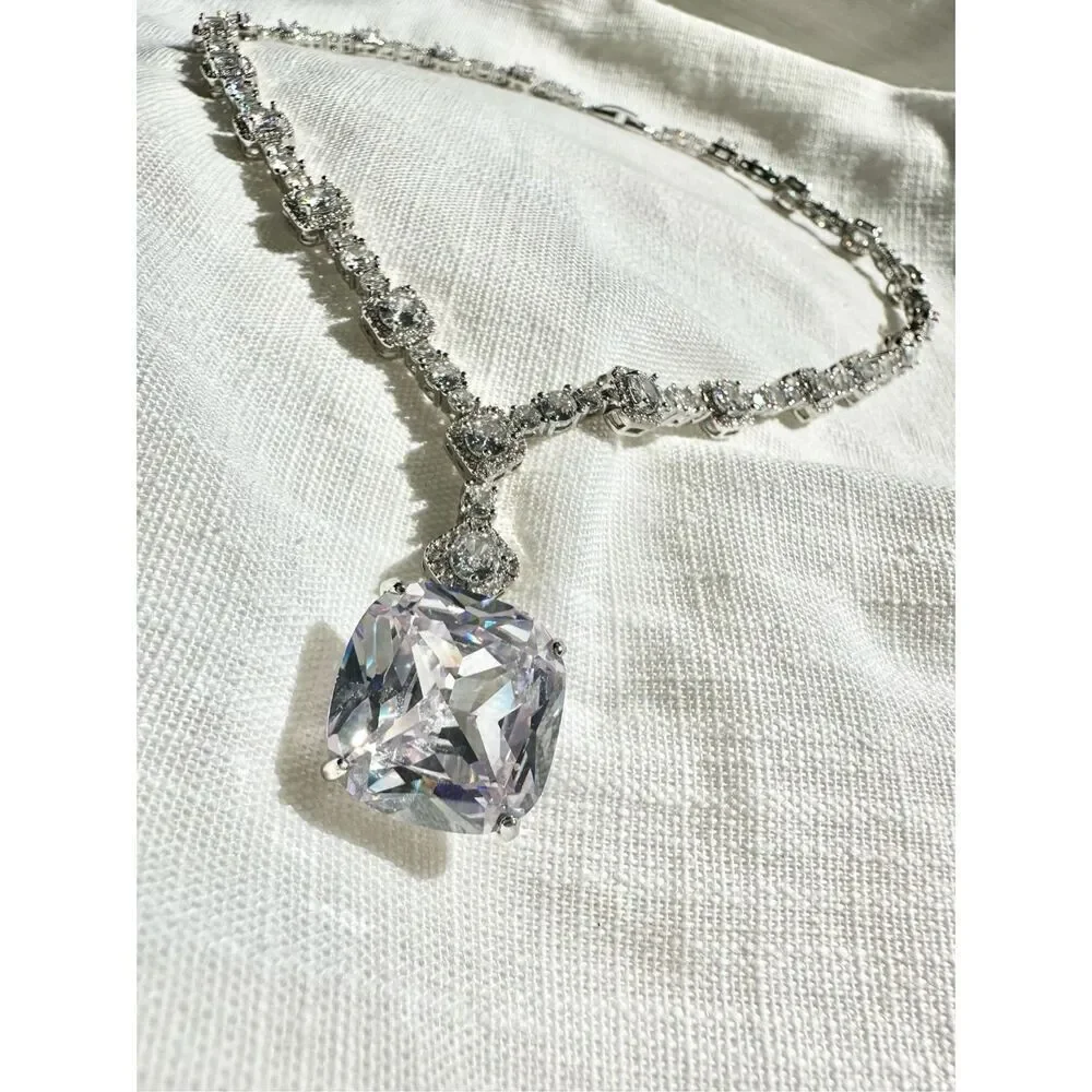 Stunning cushion cut cubic zirconia statement necklace